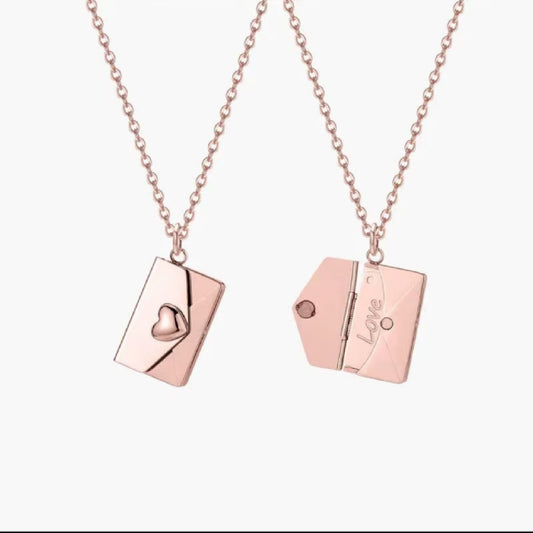 Collier Pendentif Enveloppe "I Love You" en Acier Inoxydable